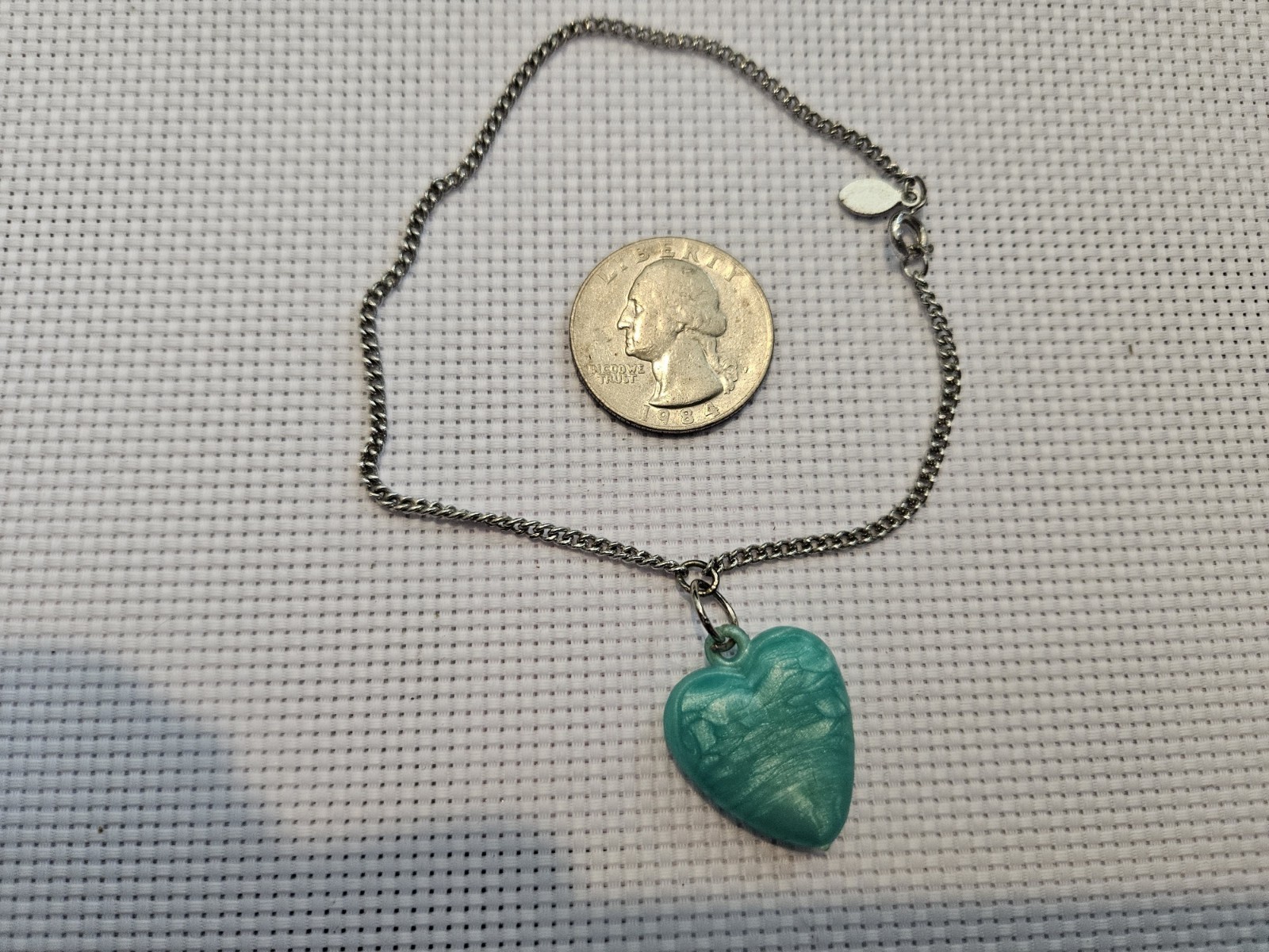 Silver Tone Chain Bracelet Turquoise Blue Plastic Heart Charm Lobster Clasp