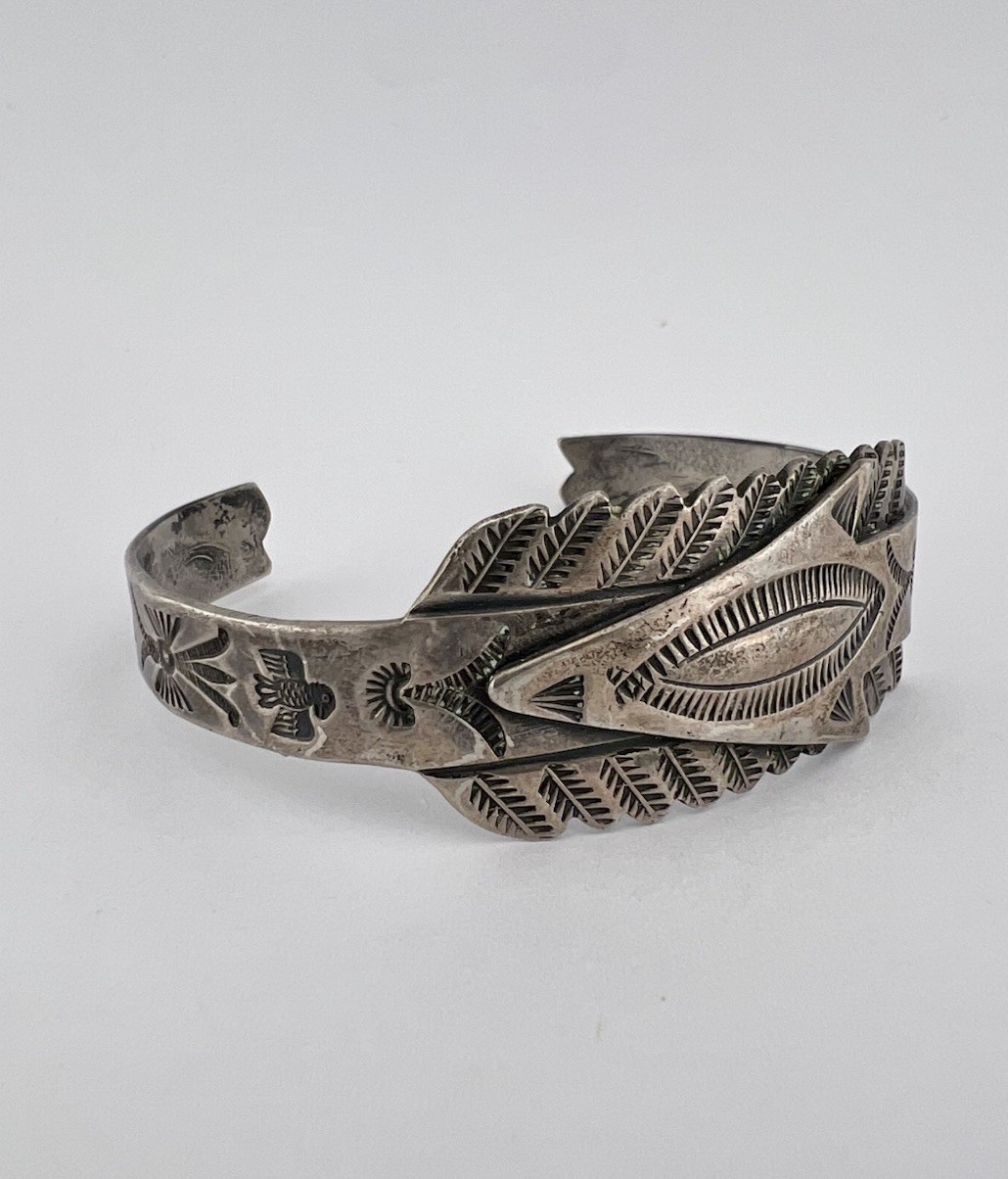 OLD 1940’s Fred Harvey Navajo Coin Silver Stamped Arrow Snake Cuff Bracelet