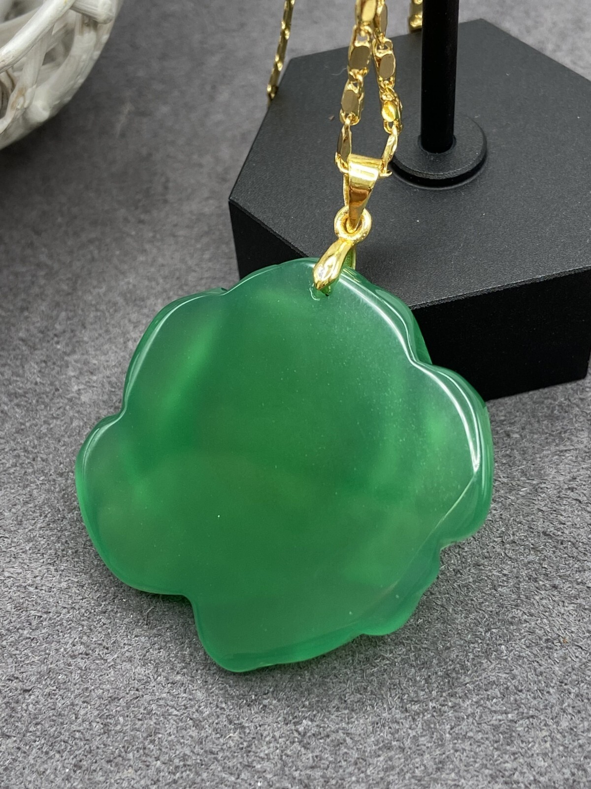 Jade Rose Flower Pendant Charm Necklace W/ 18K Gold Plated Chain Handmade Carved