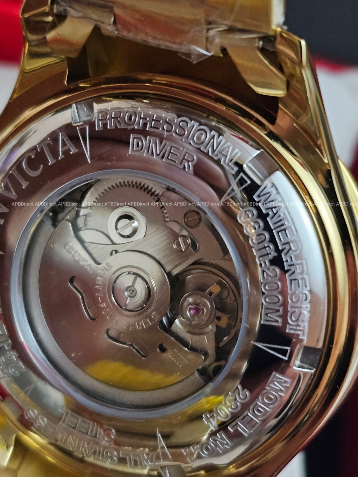 Invicta – Ocean Ghost Automatic – Gold Plated – Exhibition Caseback – mens watch