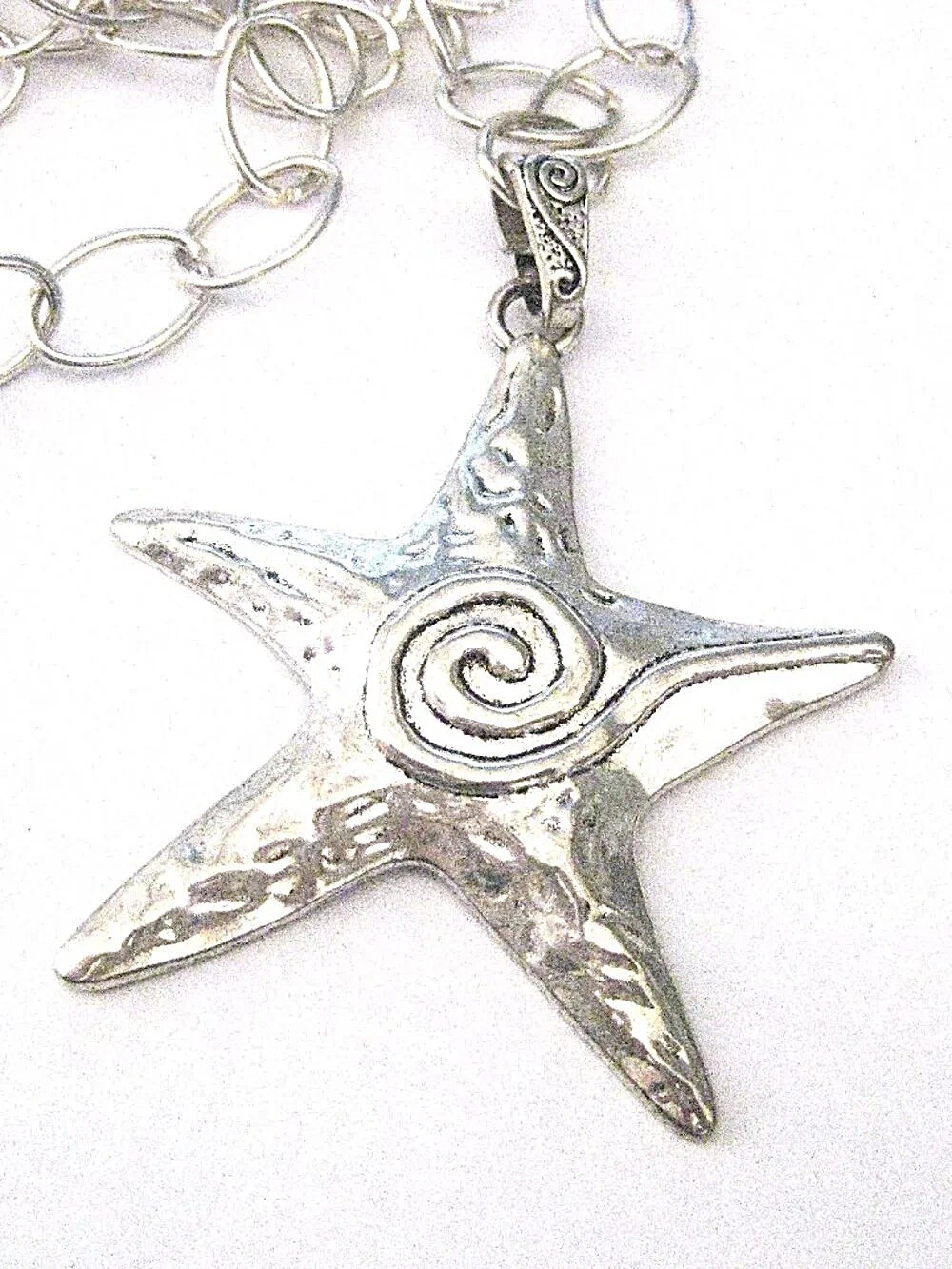 Starfish Pendant Necklace – Silvertone Chain 29 1/2″ – New