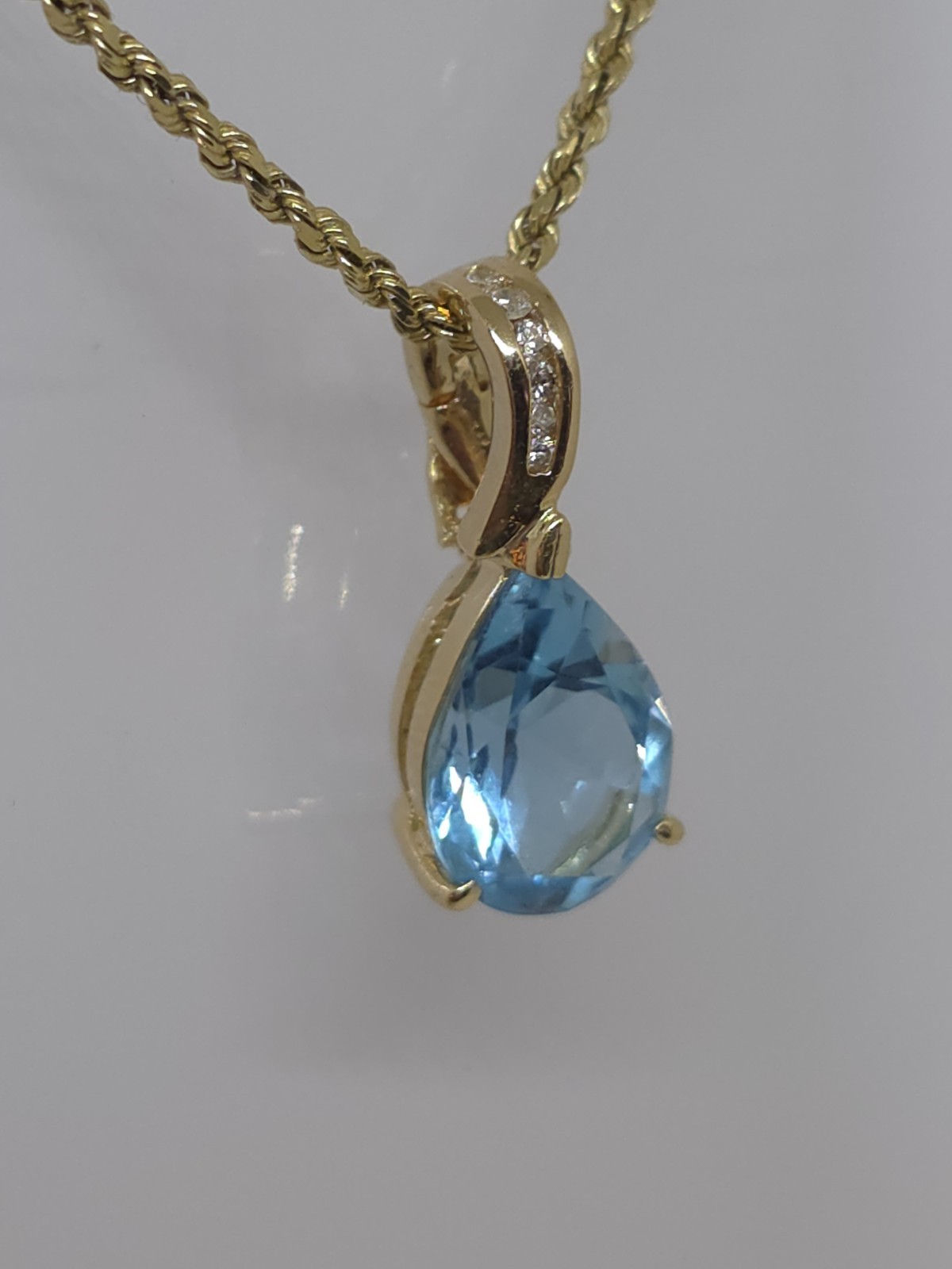14k Yellow Gold Topaz Sapphire And Diamond Pendant And Earrings Set 8.8 Grams