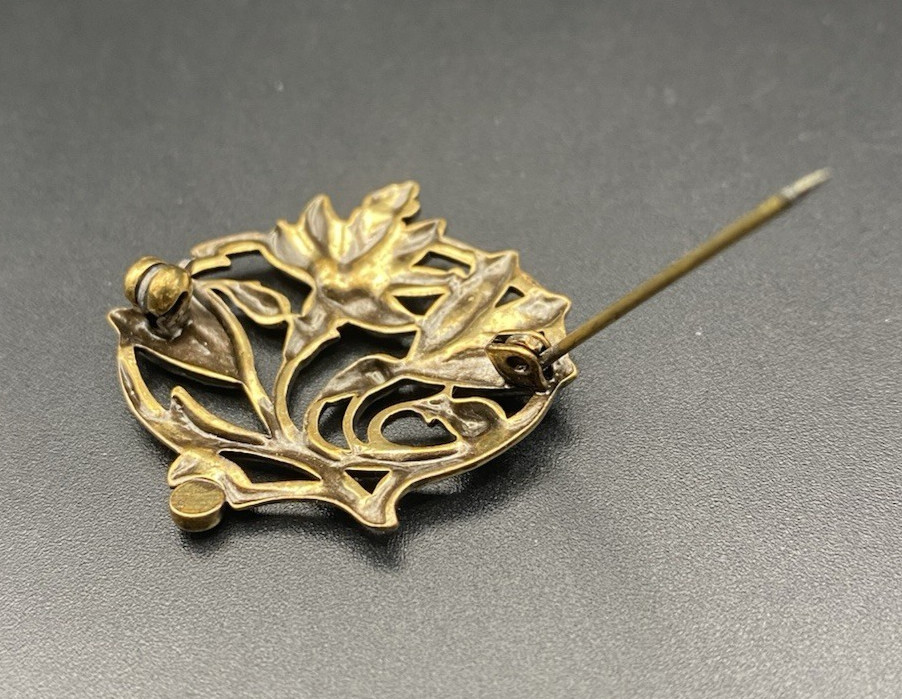 Vtg Art Nouveau Revival Brass Floral Brooch Openwork Lily Rhinestone 1.25 x1.25″