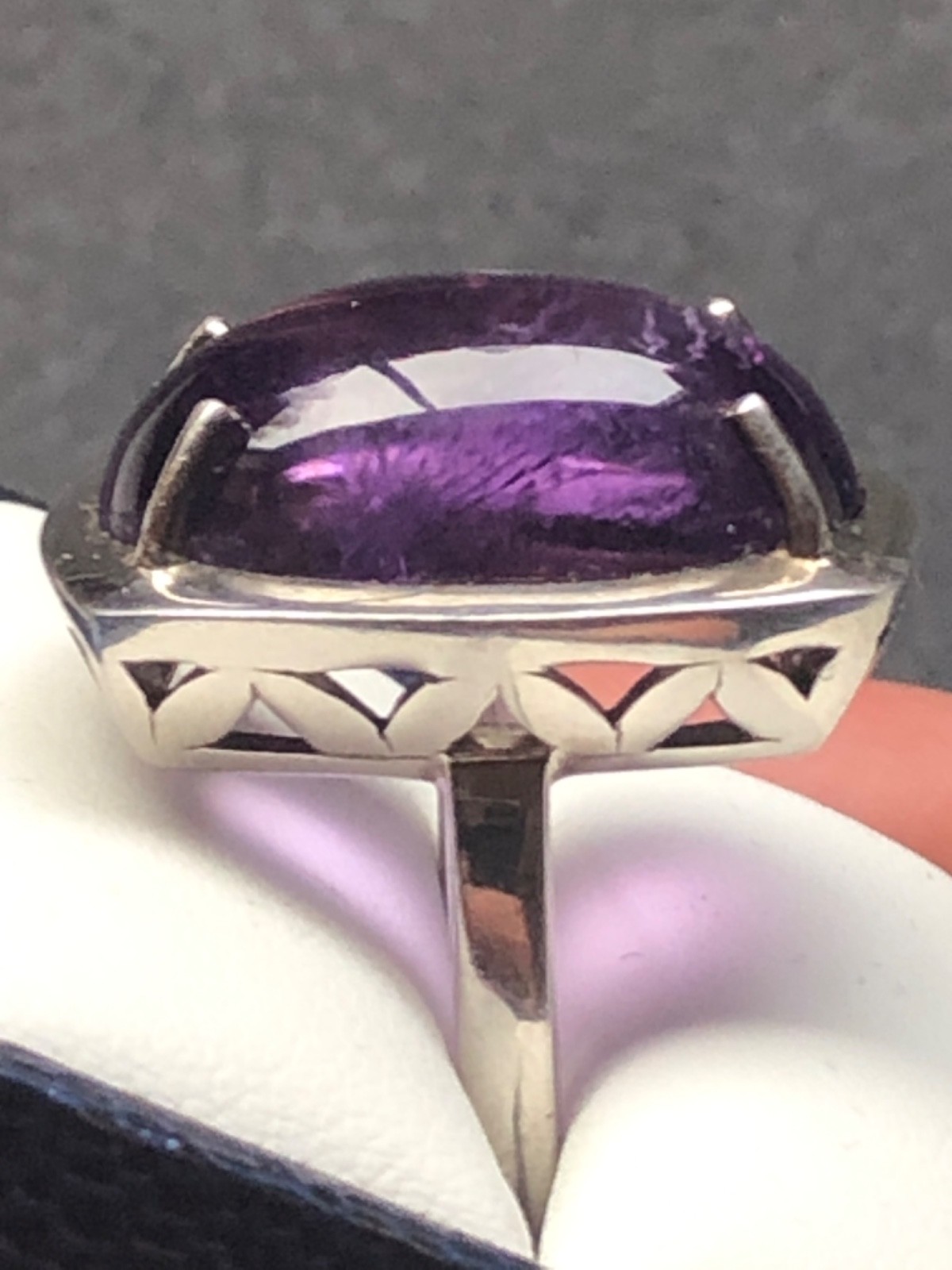 Designer Sterling Cabochon Amethyst Ring & Pendant w/Sterling 44 gram Chain