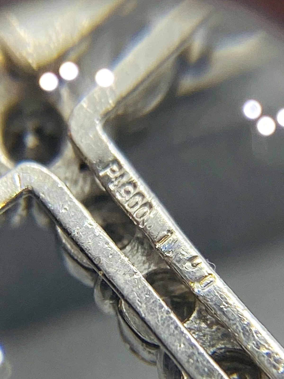 Platinum 900 11 Diamond Cross 21 x 15.1mm