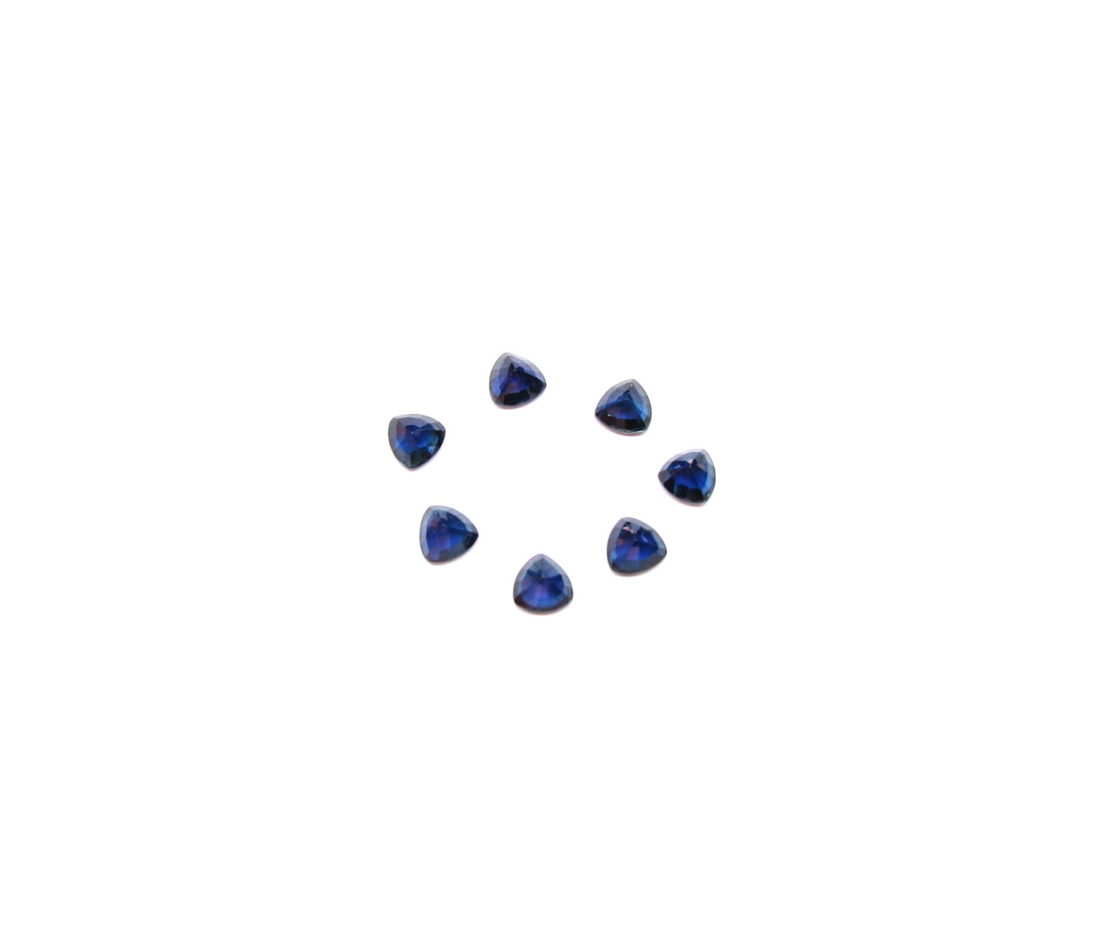 Natural Loose Gem Trillion Blue Sapphires 3.34 Cts Tol, 7 Pcs 4.5×4.5 MM LxW