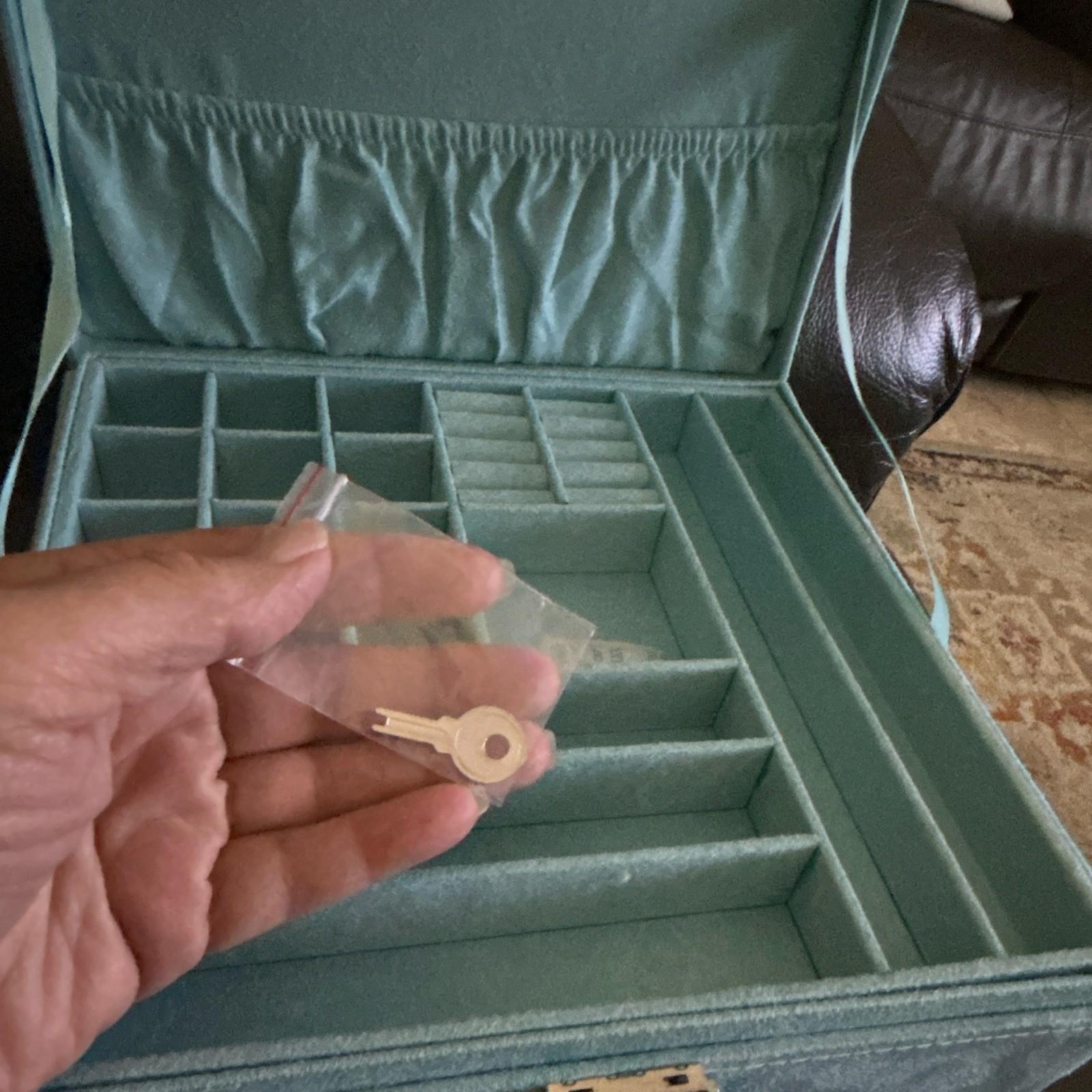 Large Turquoise Velvet Jewelry Box Organizer 2 Tier Locking with Key New