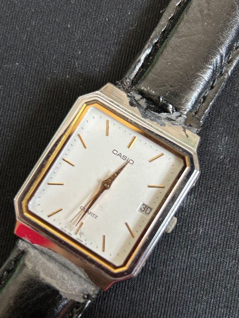 CASIO MQ512 Quartz Watch, Gold x Silver Color, Working Condition NEW