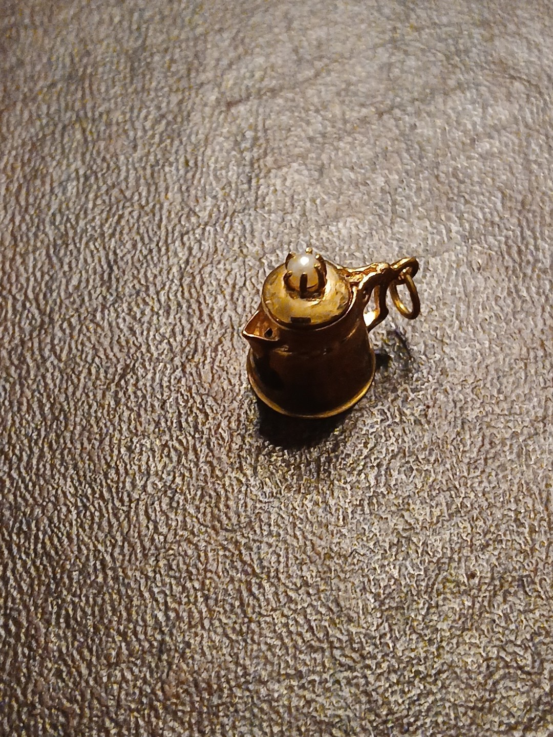 Awesome 3.3 Gram 14kt Solid Yellow Gold Coffee Pot Charm Pendent