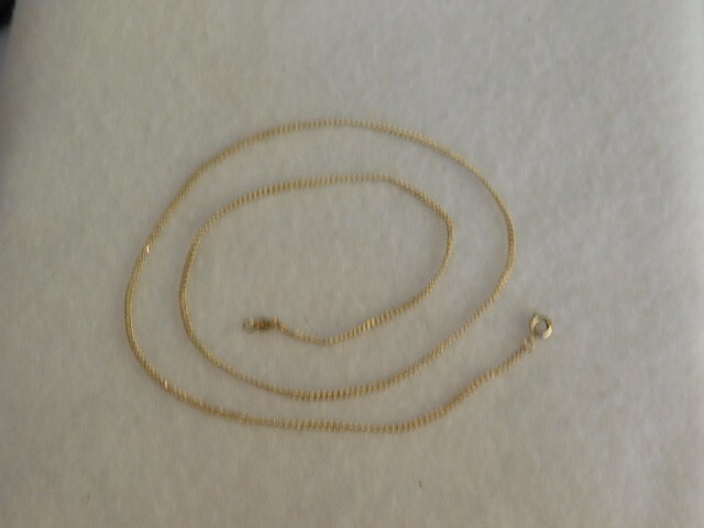 VINTAGE 14K YELLOW GOLD CURB LINK NECKLACE, 19″ LONG, 1MM WIDE, 3.2 GRAMS TW