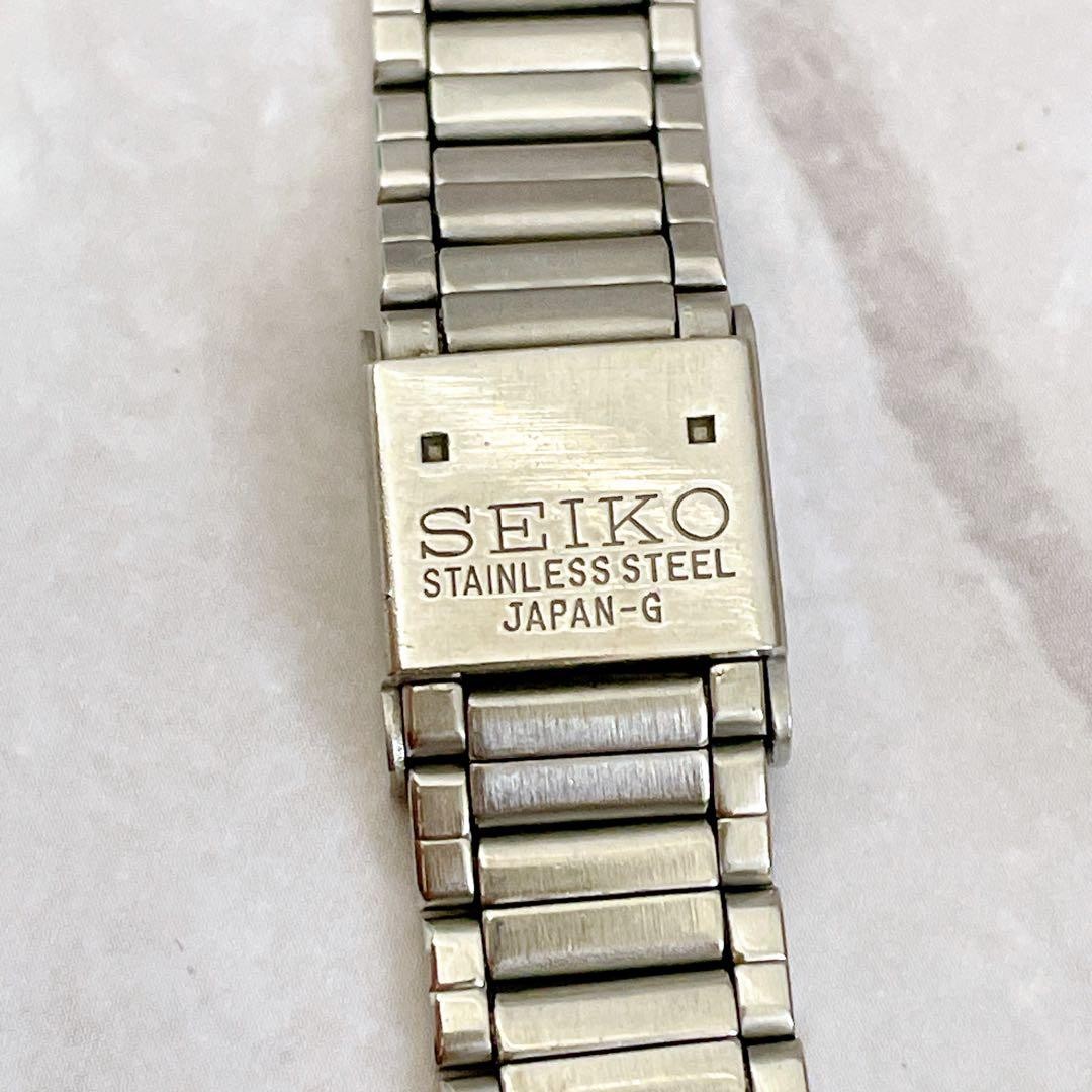 New battery included. SEIKO Spirit women’s gold and white combination watch.