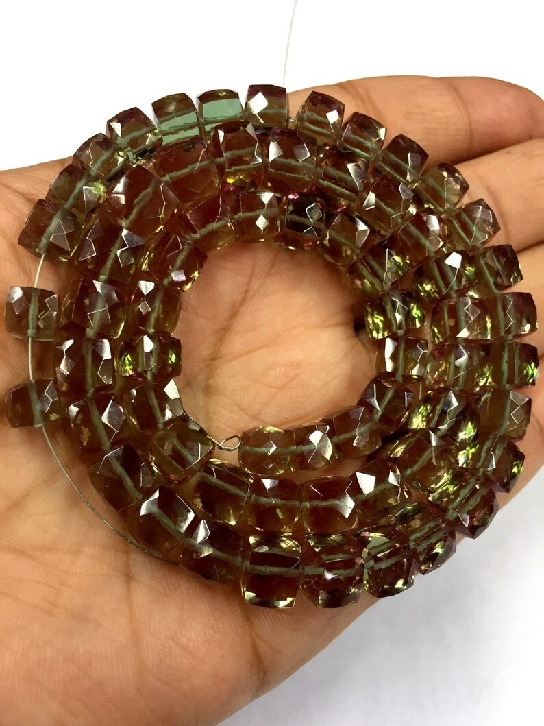 Zultanite colour change quartz faceted cube 8mm size 8inch bracelet gemstone