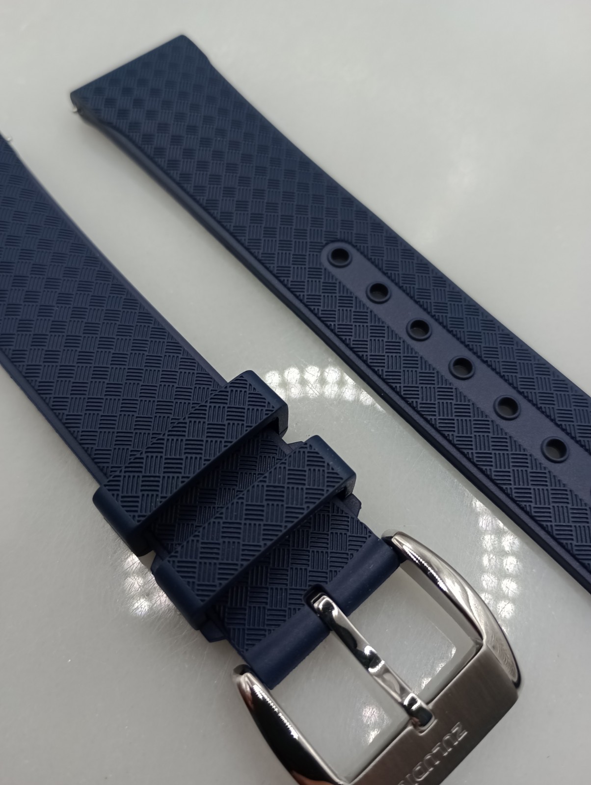New 20mm Watchgecko Zuludiver HNBR Rubber Watch Strap Blue Quick Release 6B218