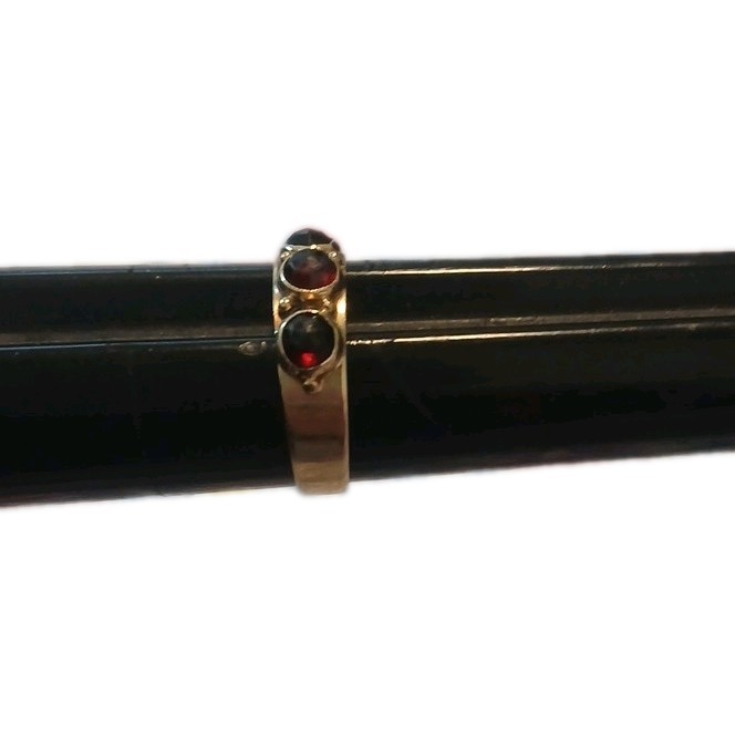 14k Yellow Gold Bezel Set 3-Stone Natural Garnet Band Ring Size 6