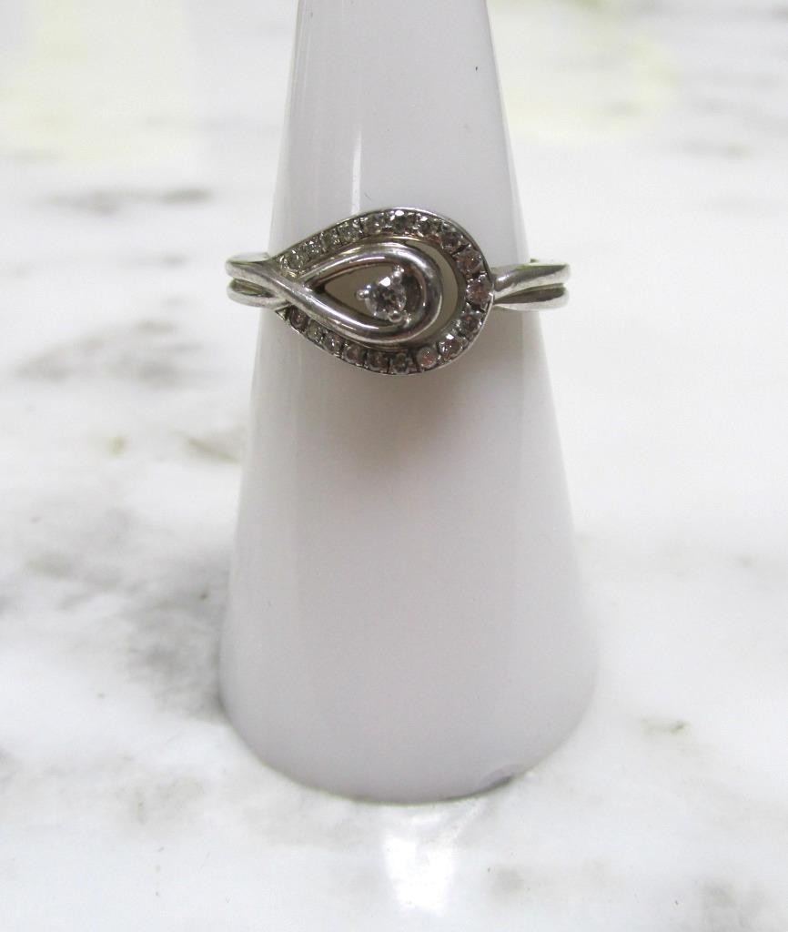 Women’s Diamond Sterling Silver Cocktail Ring ~ Size 6.5 ~ 4grams ~ 3-E269