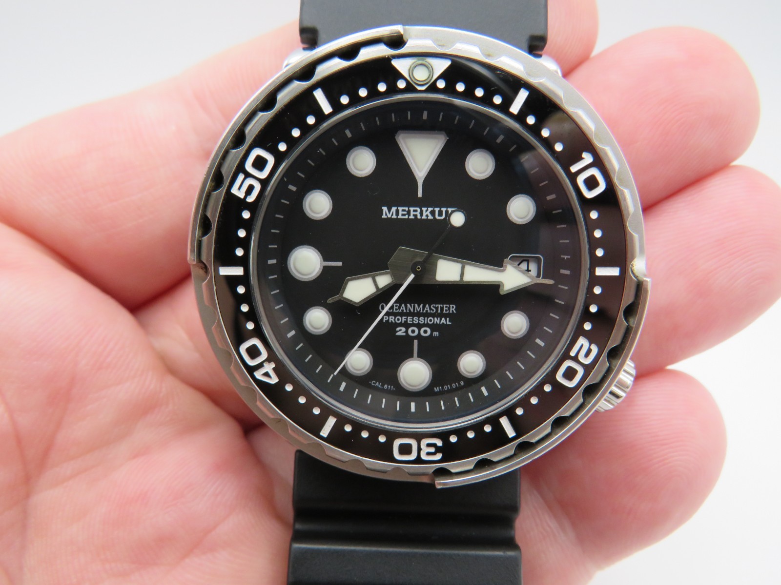 Merkur Oceanmaster Professional 200m Diver men’s automatic wristwatch running