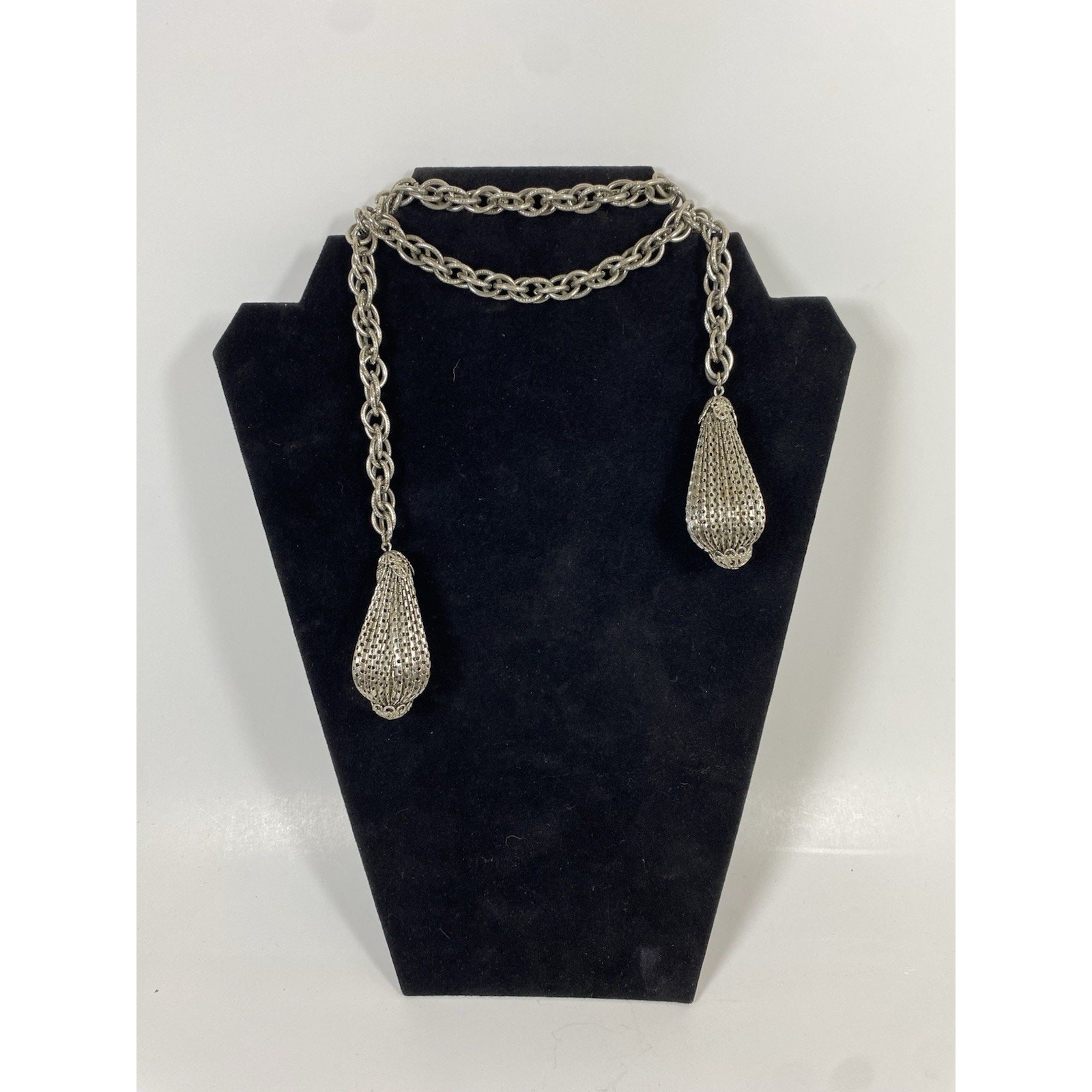 Vintage Silver Tone Lariat Necklace 32 In Long Women’s Fashion Jewelry