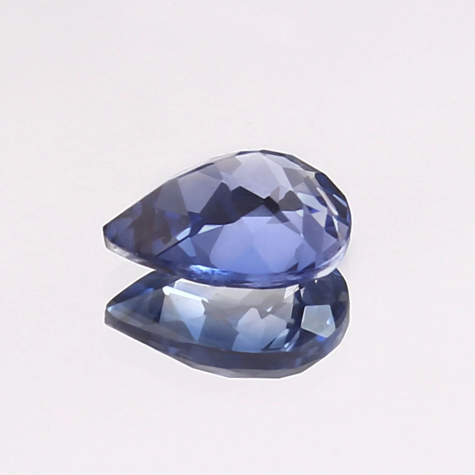 NATURAL MINE – VVS PEAR RICH BLUE CEYLON SAPPHIRE 6.95 Ct.
