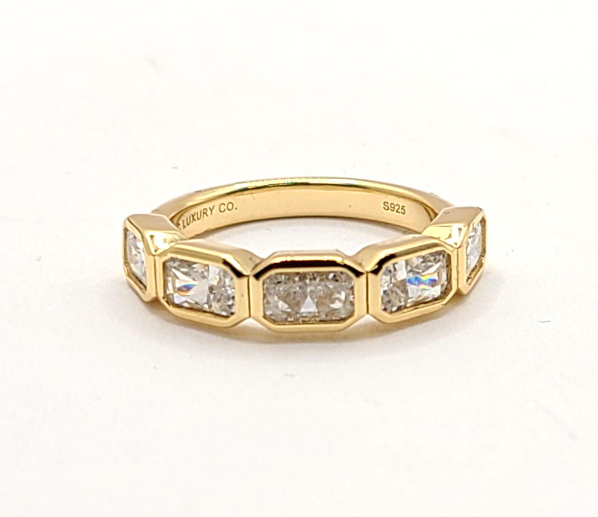 C&C LUXURY CO. RADIANT BEZEL LUXE BAND 14K Gold Over 925 Ring sz 4