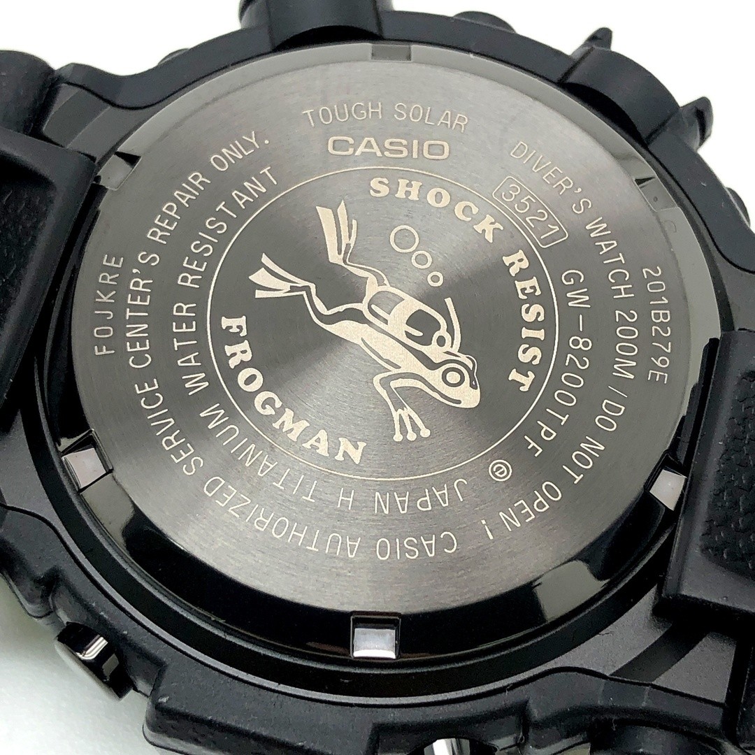 G SHOCK GW 8200TPF 1 FROGMAN Poison Dart Frog Fluorescent Green Spray Paint Rele