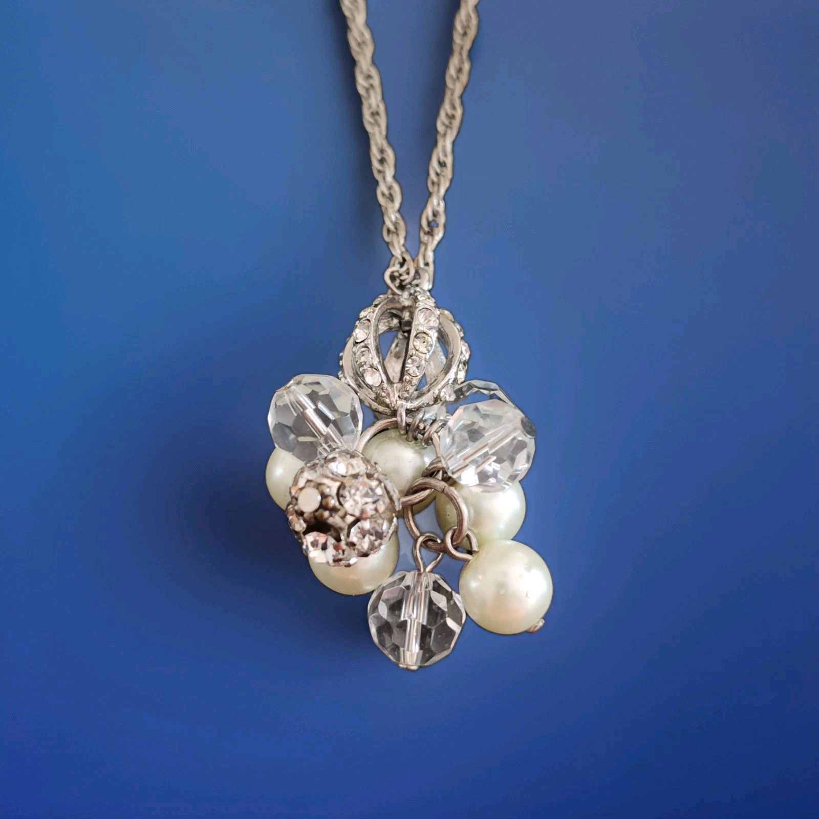 Jewel Kade Pearl & Crystal Cluster Silver Tone Necklace with Charm Clasp 27″