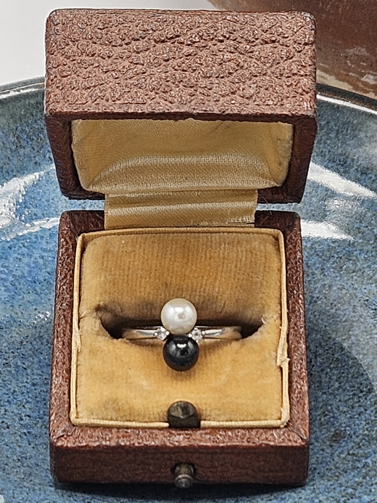 14K White Gold Black White Pearl Ring Diamond Accent Yin Yang Design Sz 6.25