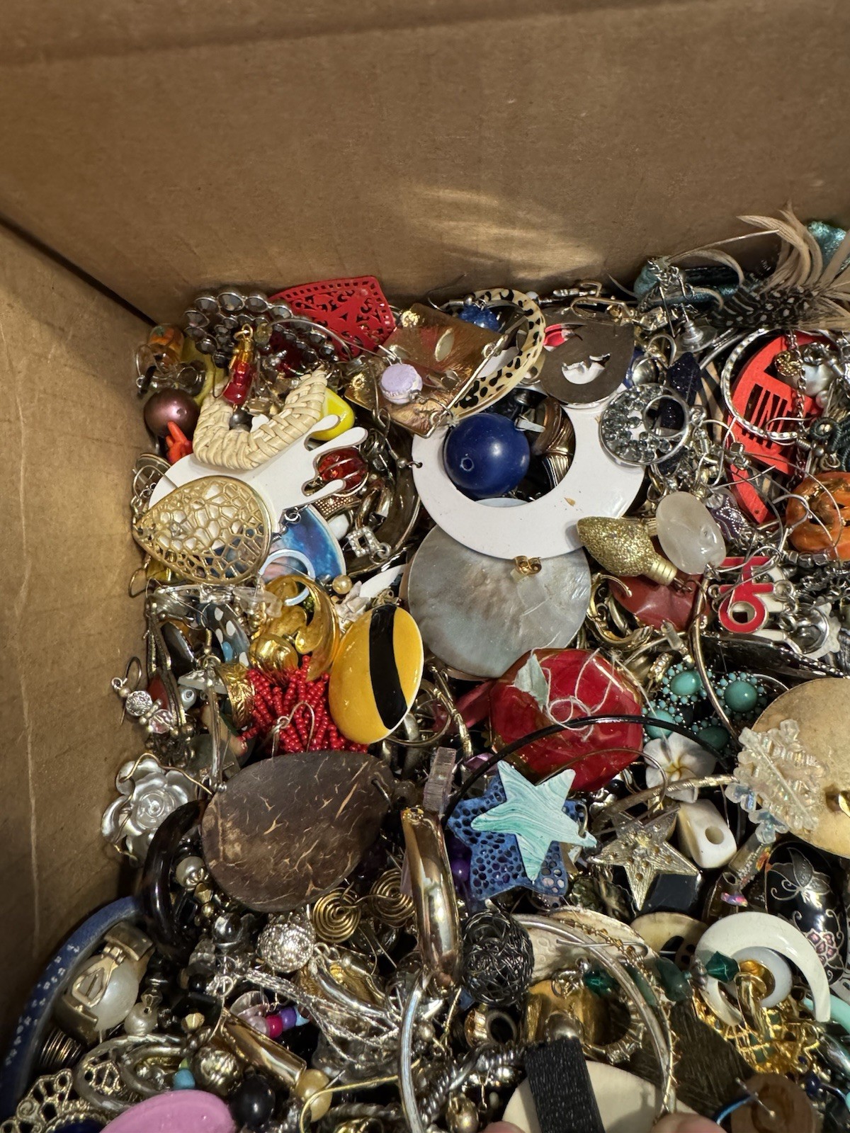 15 LB Single Earring Jewelry Craft Lot Vintage Rhinestone Repurpose Harvest R