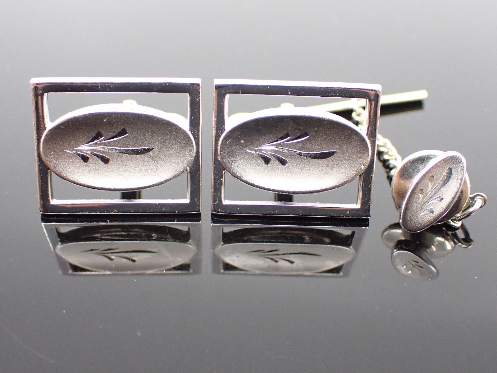 Vintage Swank Silver Tone Cufflinks Tie Tack Set Etched Oval Mid Century Modern