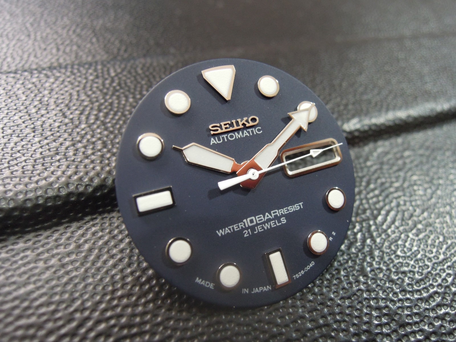 NEW REPLACEMENT DARK BLUE DIAL & HANDS LARGE DIVERS 10 BAR SKX032 (7S26-0040)