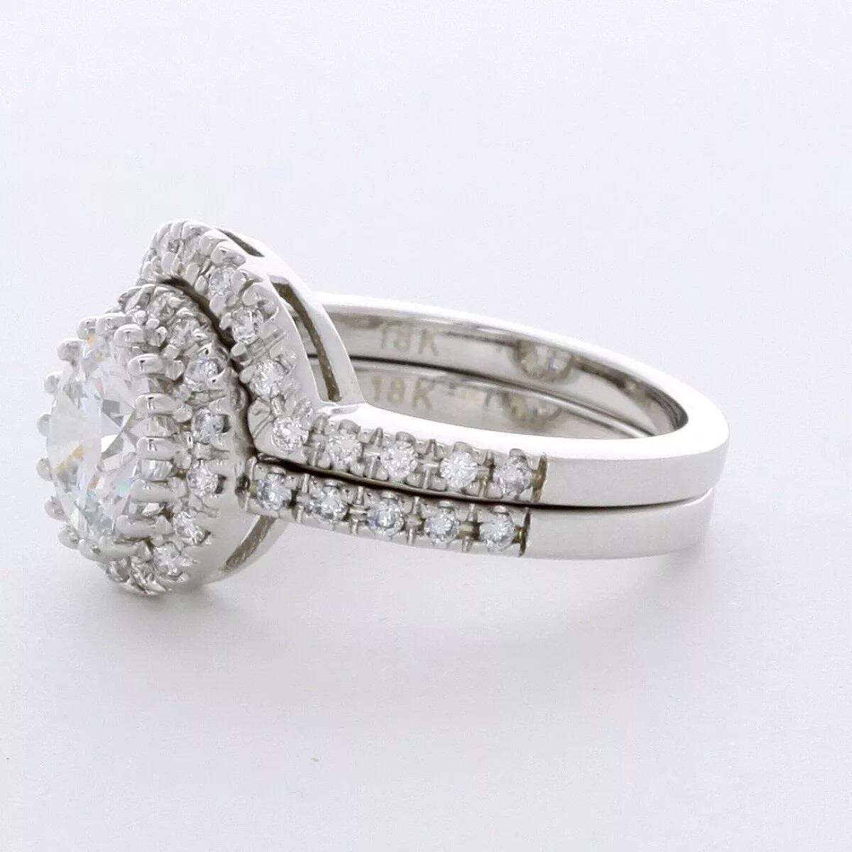 Engagement Ring Set Halo 18K White Gold 2.52 Carat Round Lab-Grown Diamond D VS1