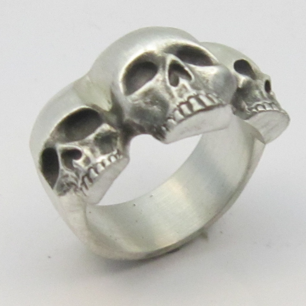 MJG STERLING SILVER TRINITY 3 SKULL RING. BIKER. GUITAR PLAYER. SZ 11. 23 G