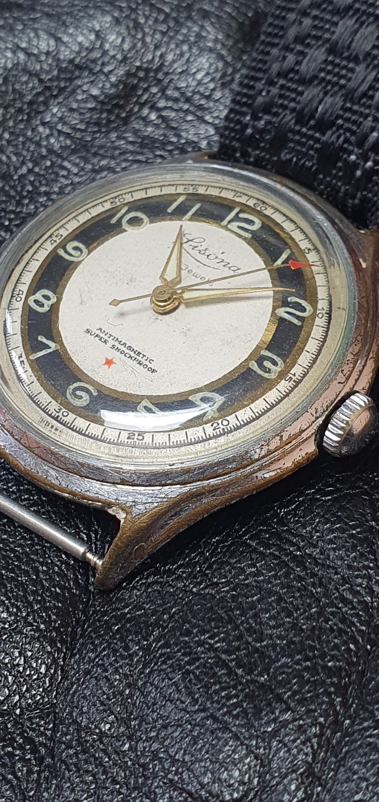 Vintage Men’s Lisona De Luxe Watch, French-Made Cal. HP 127, Mid-20th Century