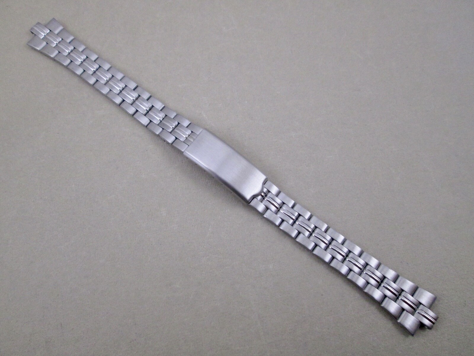 5mm 14mm lug size lady’s st. steel watch band silver tone fold over clasp 6.25″