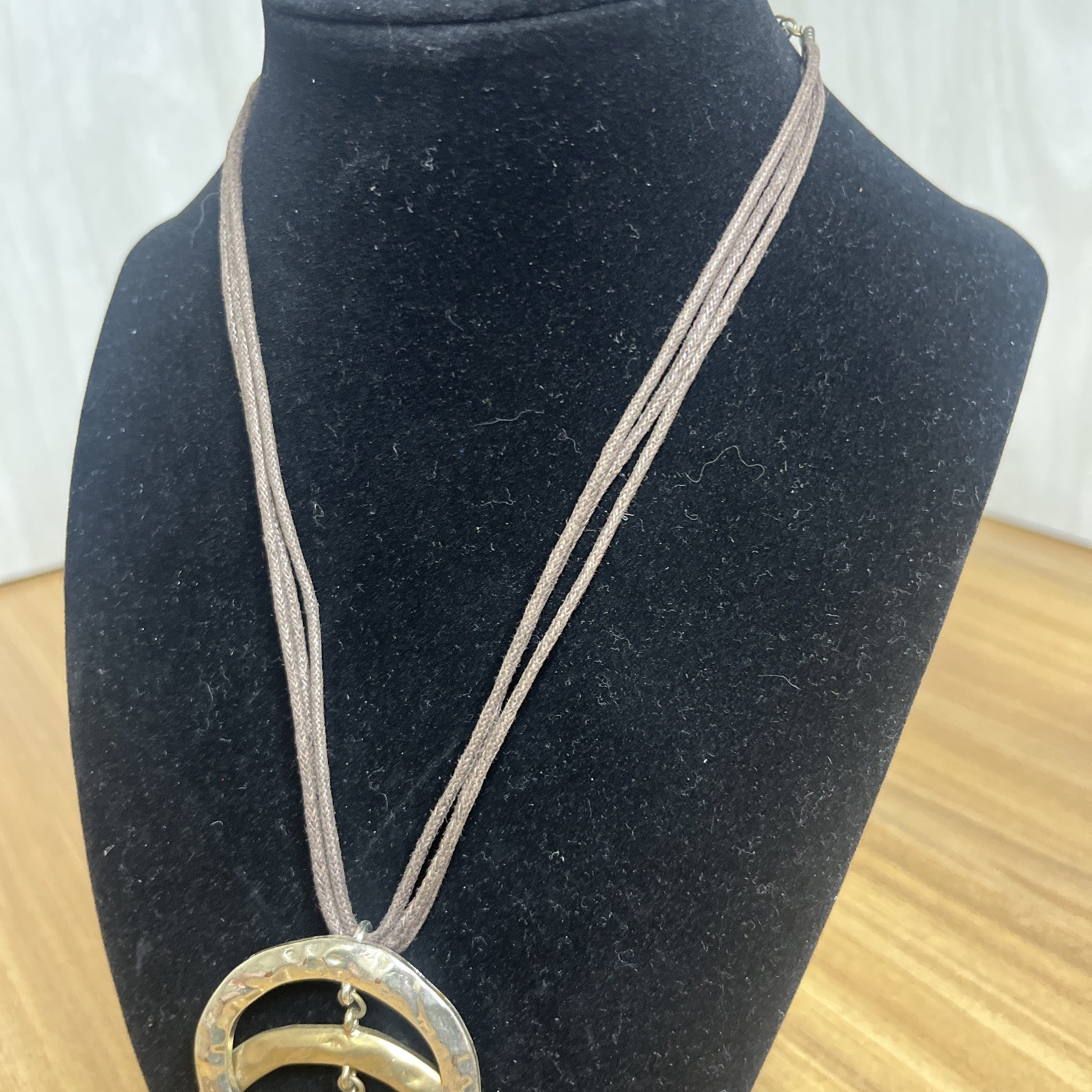 Chico’s Triple Circle Enamel & Goldtone Metal 2 Strand Leather Necklace