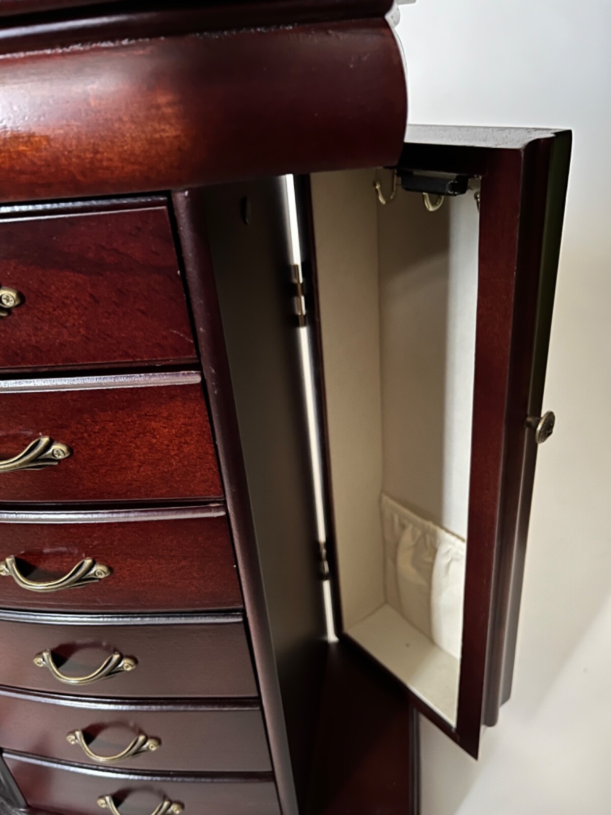 Jaclyn Smith Women’s Wooden Dark Walnut Top Lid w/ Mirror Jewelry Box Armoire