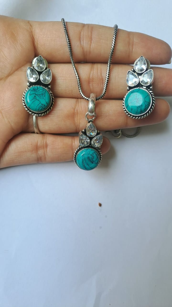 Elegant Indian Drop Earrings, Bridal Jewelry, Traditional Wedding Earrings 234