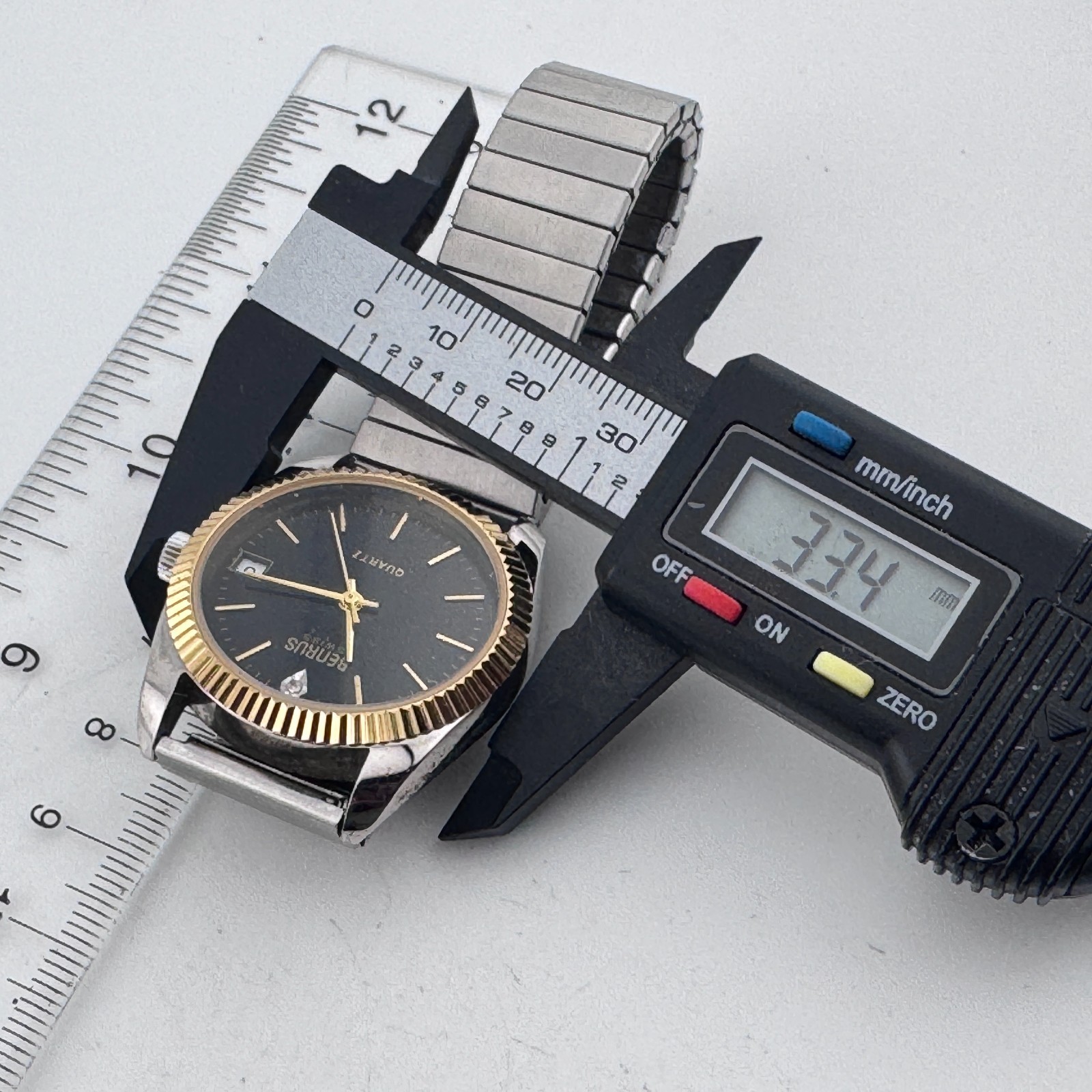 VTG Benrus Swiss Quartz Watch Men Dual Tone Fluted Bezel Stretch Date New Batter