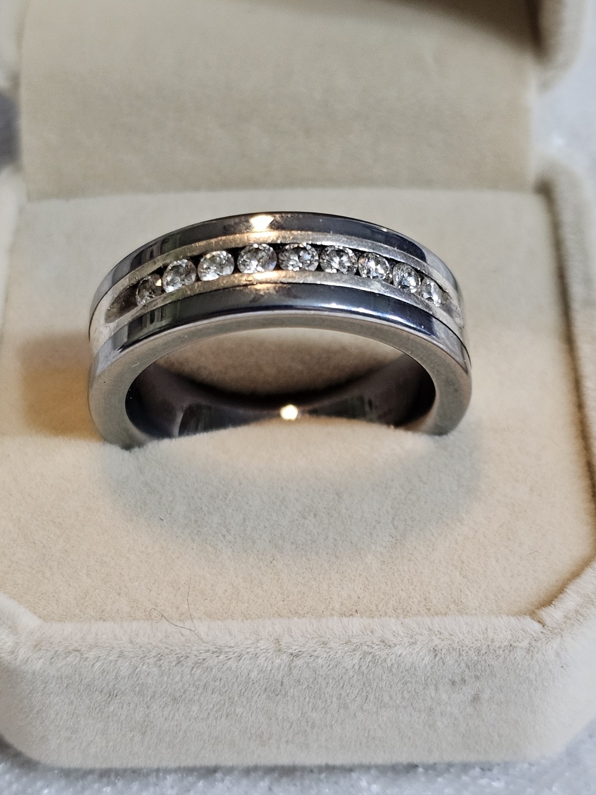 Triton Tungsten Carbide and 925 Sterling Silver Natural 9 Diamond Ring Sz 11