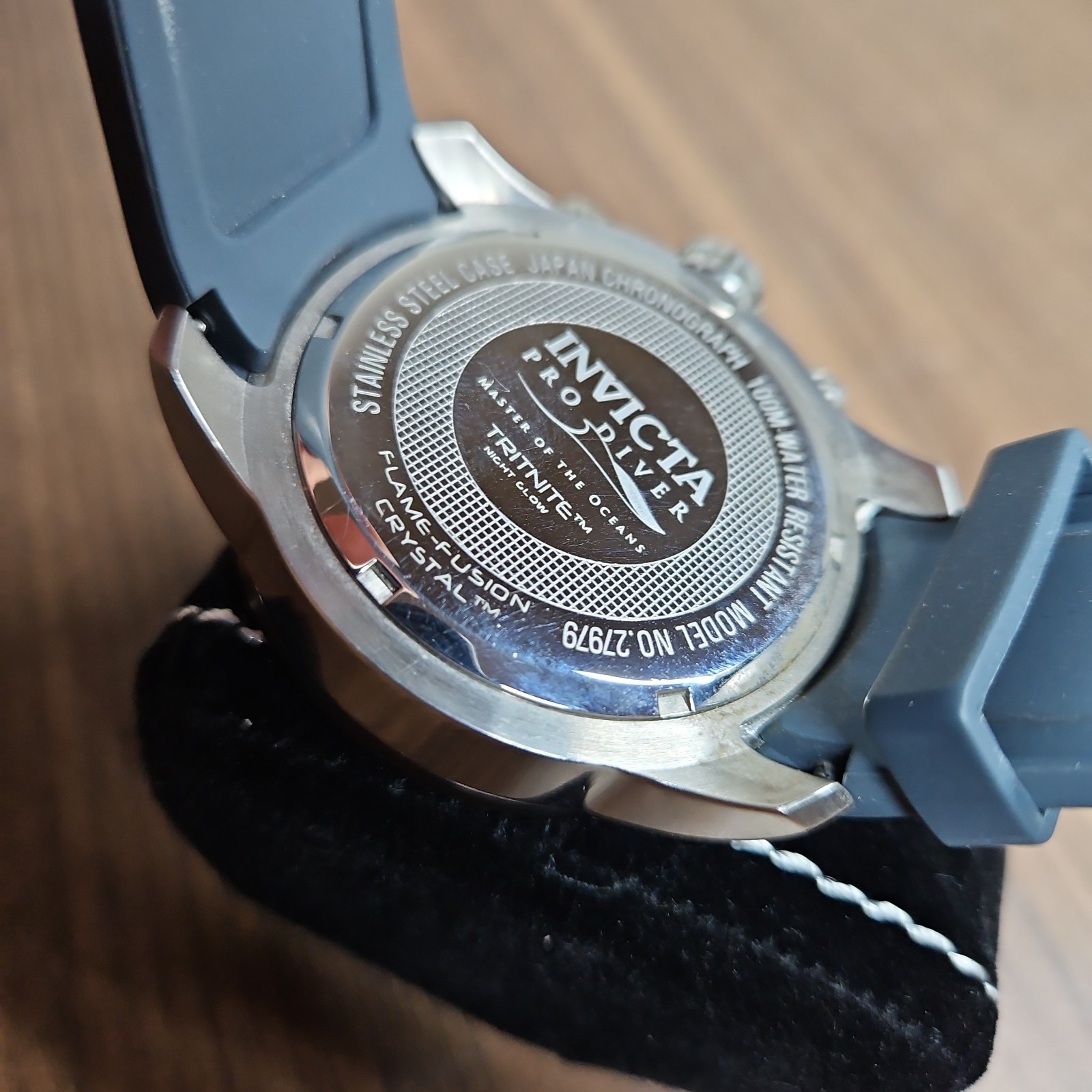 Invicta 48mm Pro Diver Mens Watch Model# 27979 Flame Fusion Crystal (Needs Batt)