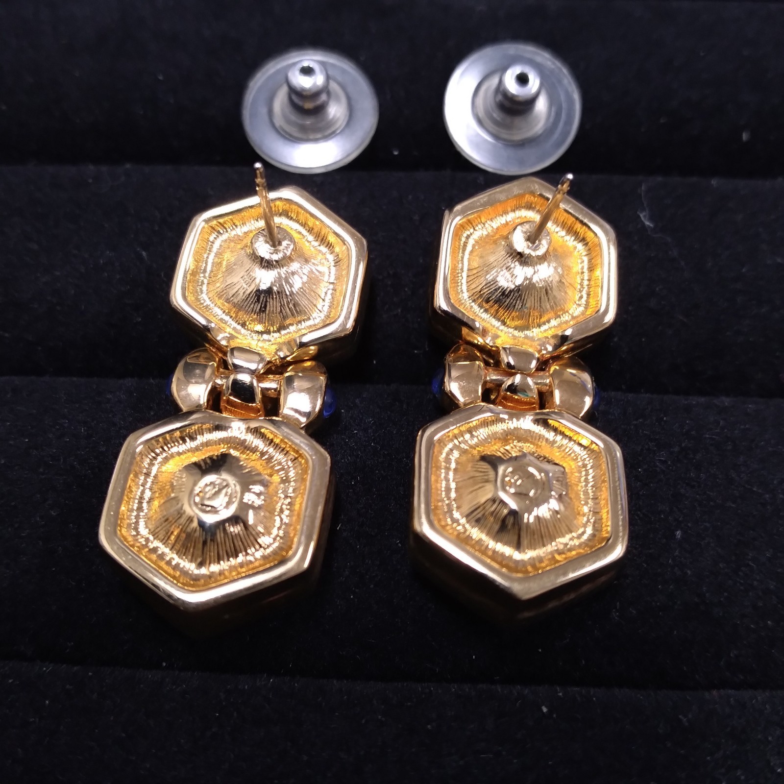 Swarovski Swan Purple Red Hexagon Shape Gold Tone Doorknocker Earrings Pierced
