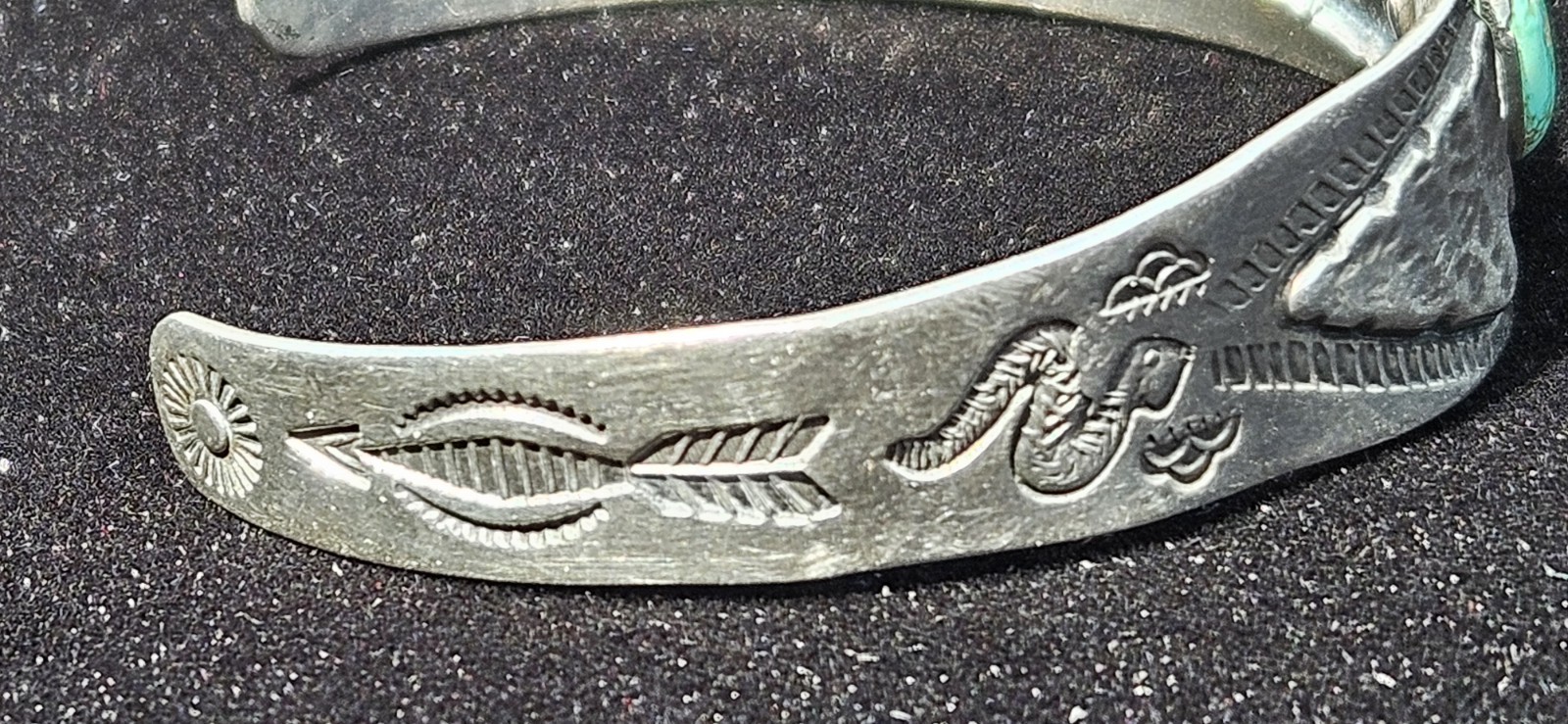 Vintage Fred Harvey Era Sterling Turquoise Cuff Bracelet Arrowhead Navajo G18