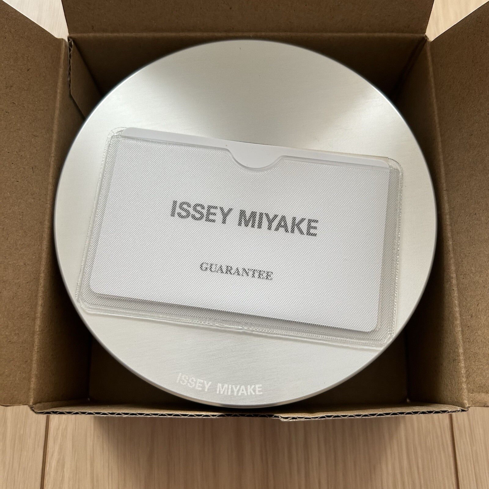ISSEY MIYAKE TO SILAN001 Men’s Watch Yoshioka Tokujin design Silver