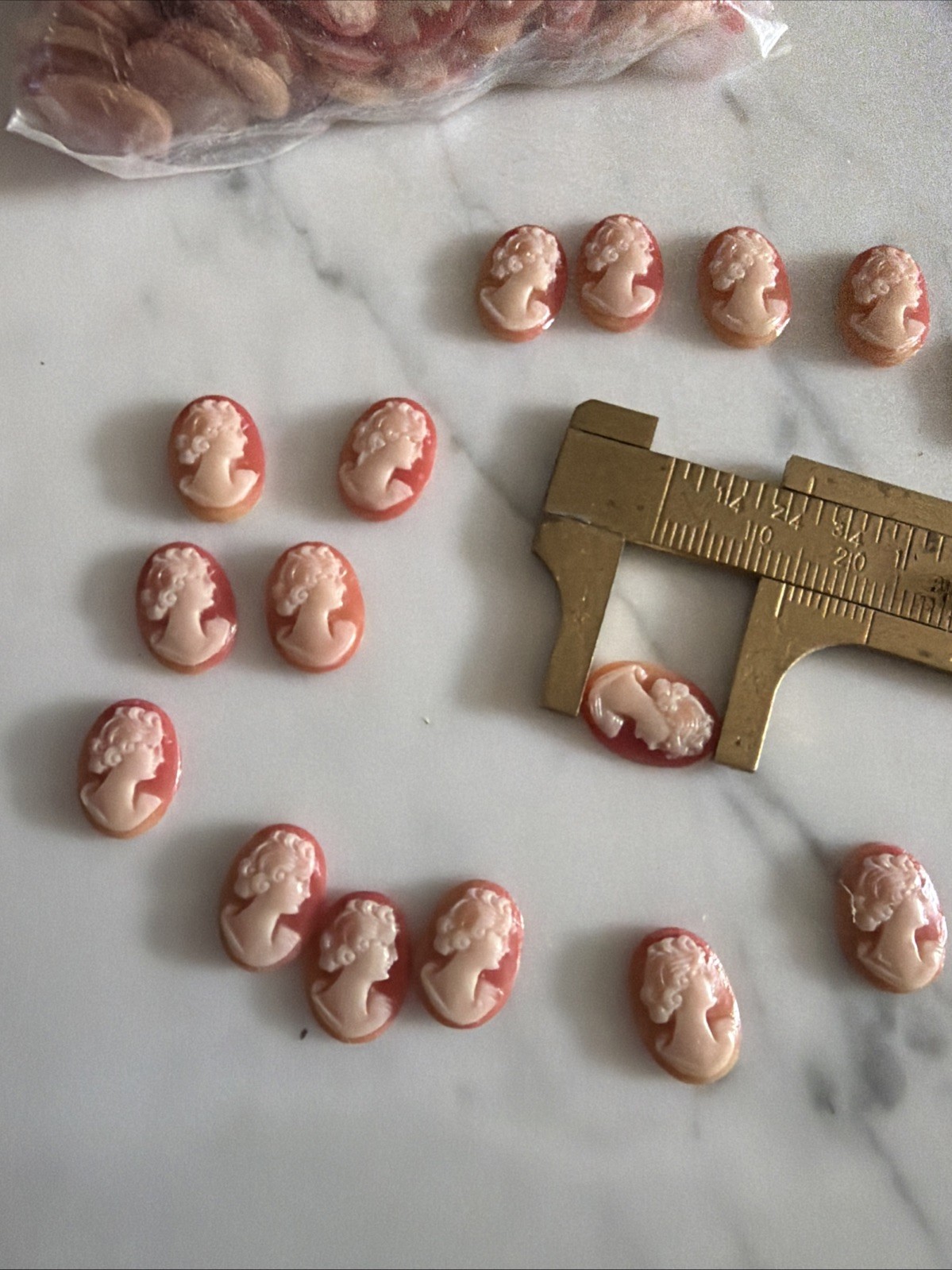 144 Vintage 14x10mm Cameos