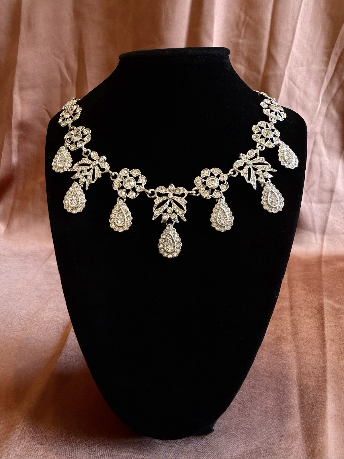 KJL Let Them Eat Cake Full Necklace Marie Antoinette Liz Taylor Kenneth Jay Lane
