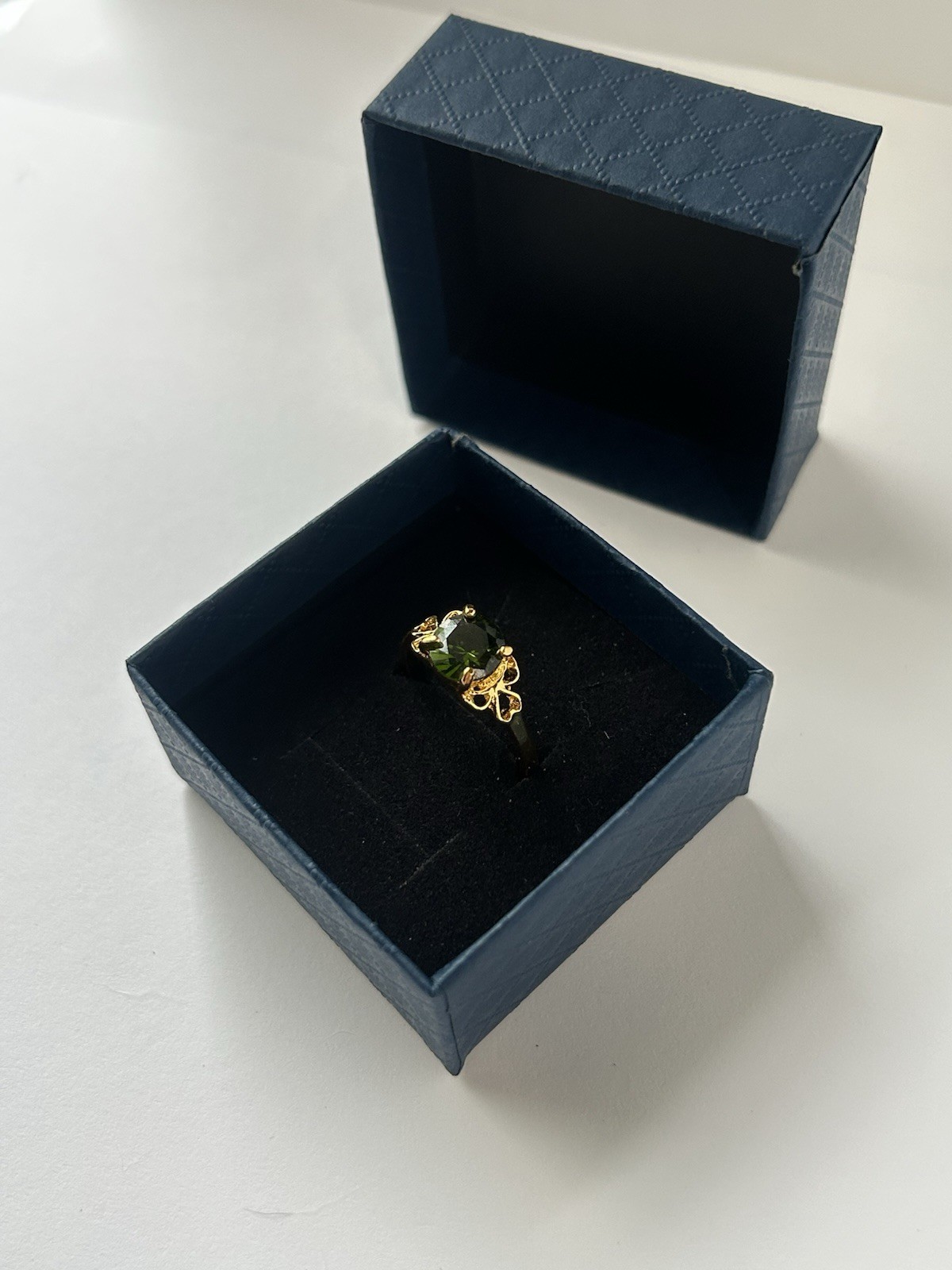 Vintage Green Cubic Zirconia Ring Gold Plated Womens Size 9