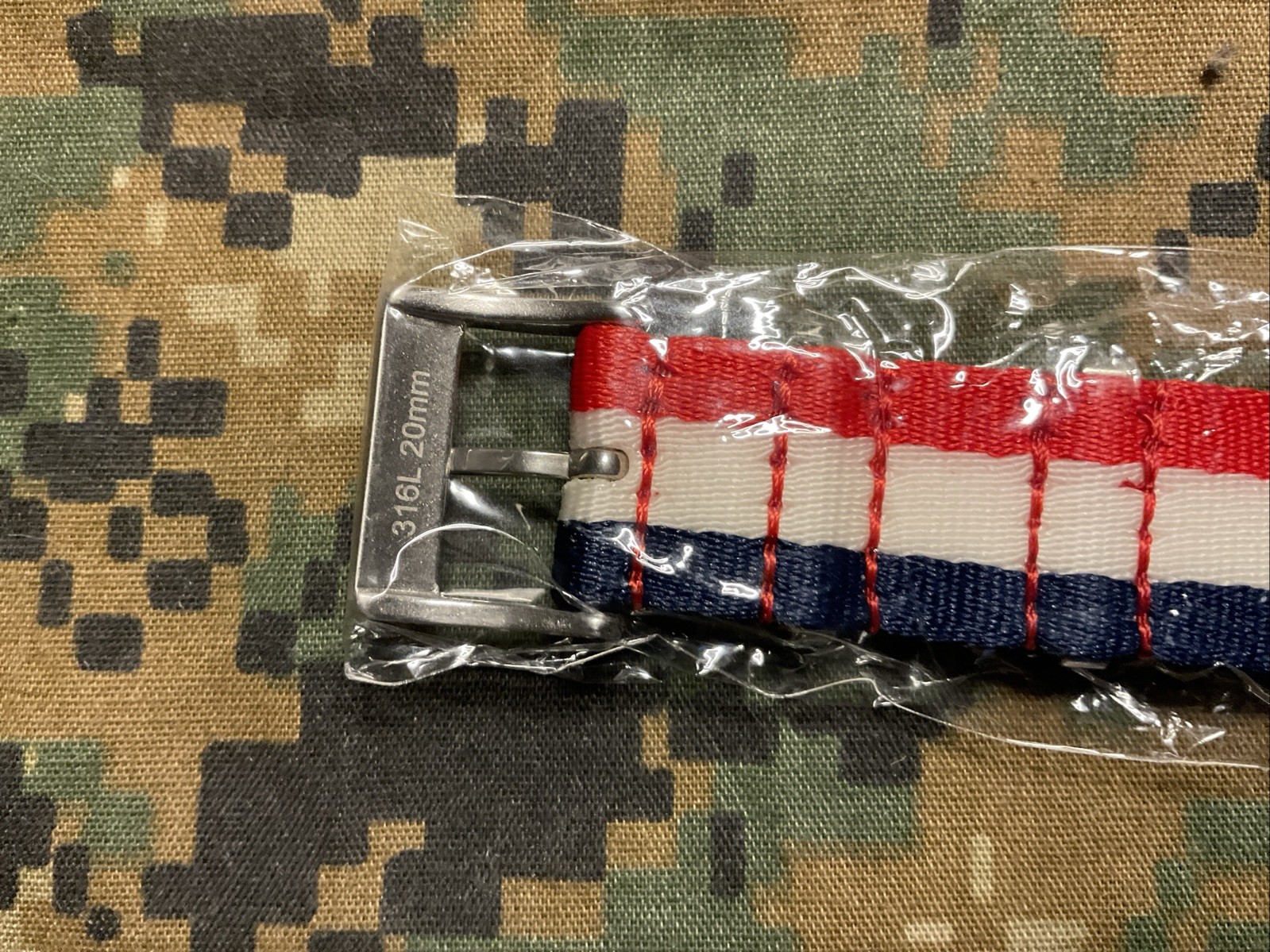 Marathon 20mm DEFSTAN Seat-Belt Weave Nylon Red White Blue Watch Strap
