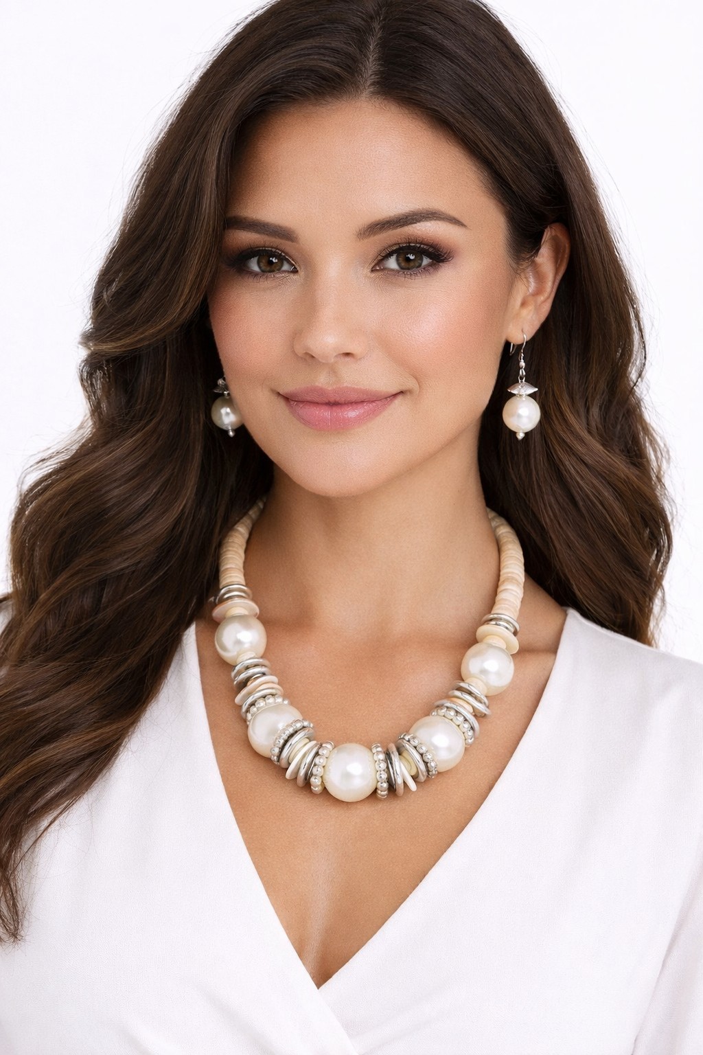Mix Beads & Disks Necklace and Earings Costume Jewelry Set–White