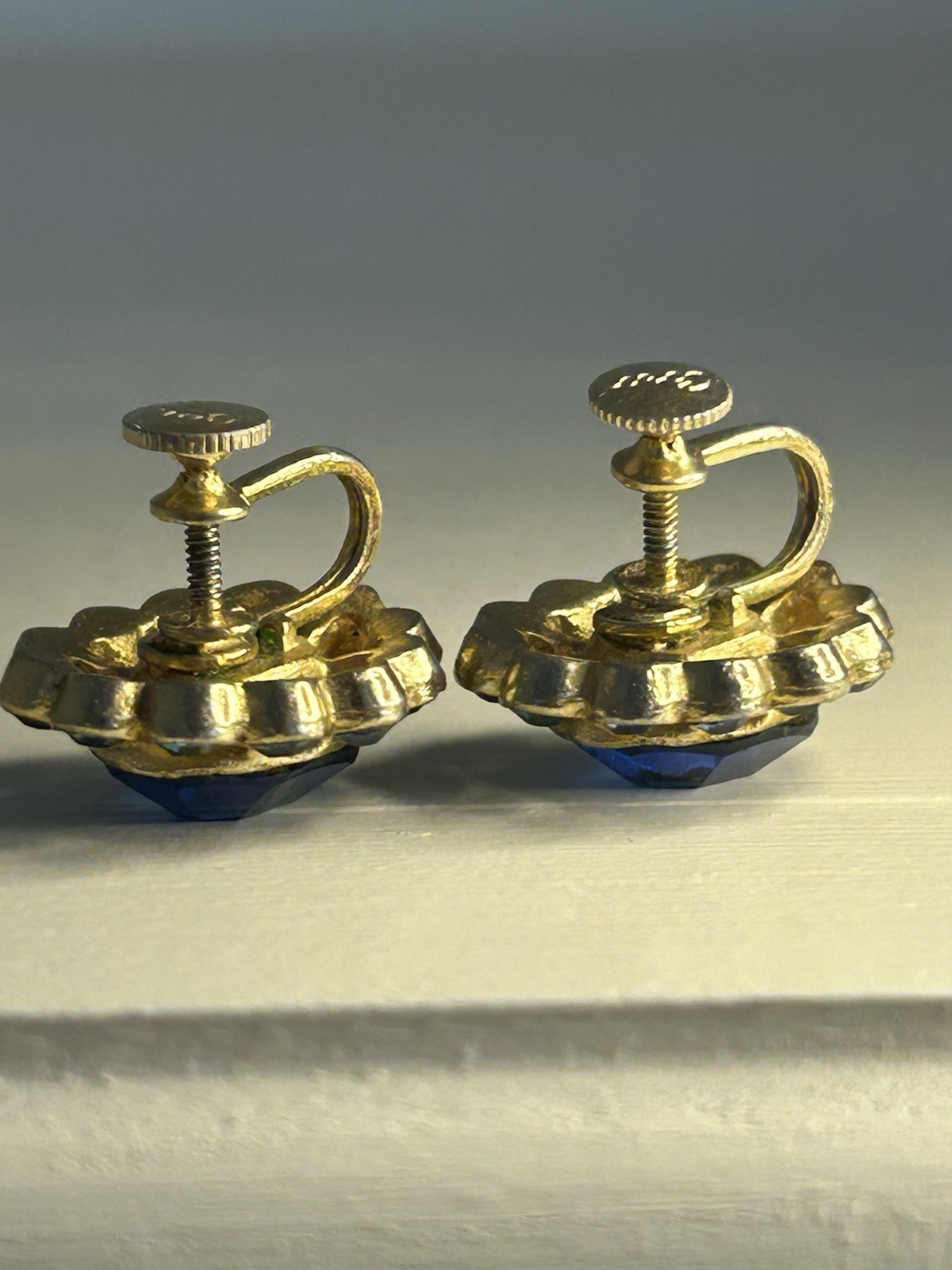 Vintage Coro Signed Blue Rhinestone Screw Back Earrings Mid Century Gold Tone