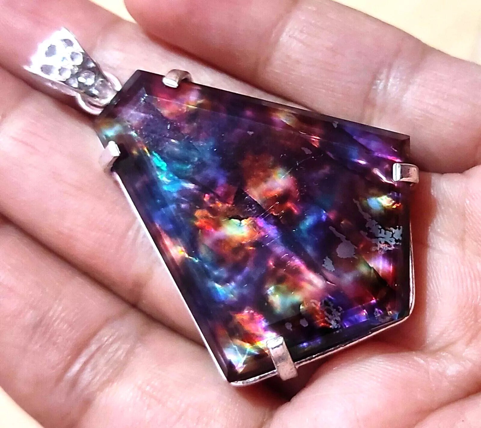 Natural Fancy Cut Pendant 92.57 Ct Ammolite Loose Gemstone 925 Sterling Silver