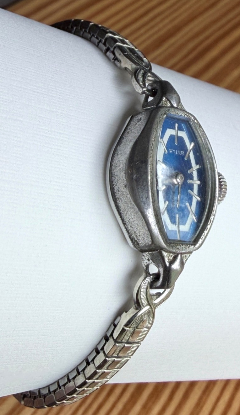 Vintage Wyler Watch Ladies Ingaflex Analog Watch, 17 jewels